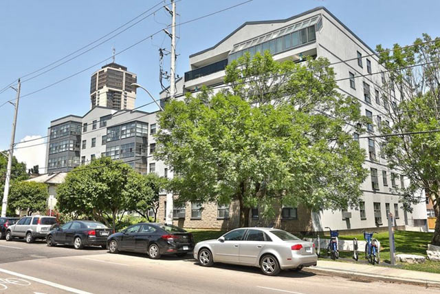 175 Hunter Condos at 175 Hunter Street East in downtown Hamilton