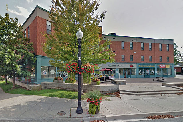 King Condos West at 2 King Street West, Dundas