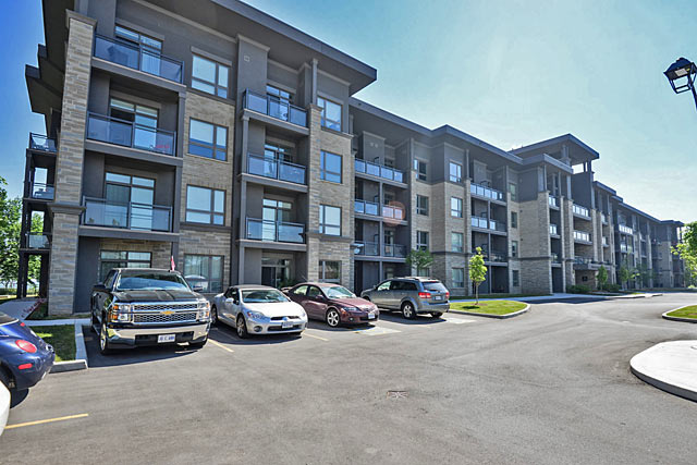 Waterfront Trails at 35 Southshore Crescent, Stoney Creek