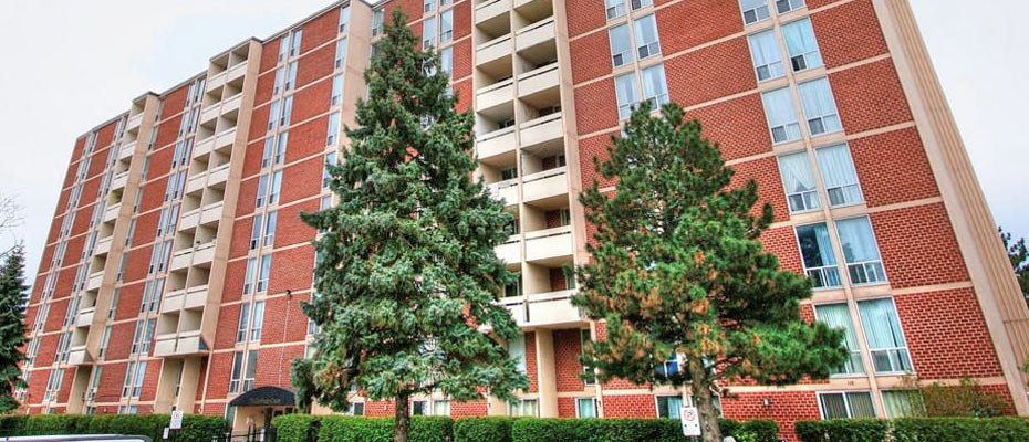 Valley View Condominiums at 75 Glenburn Court, Hamilton